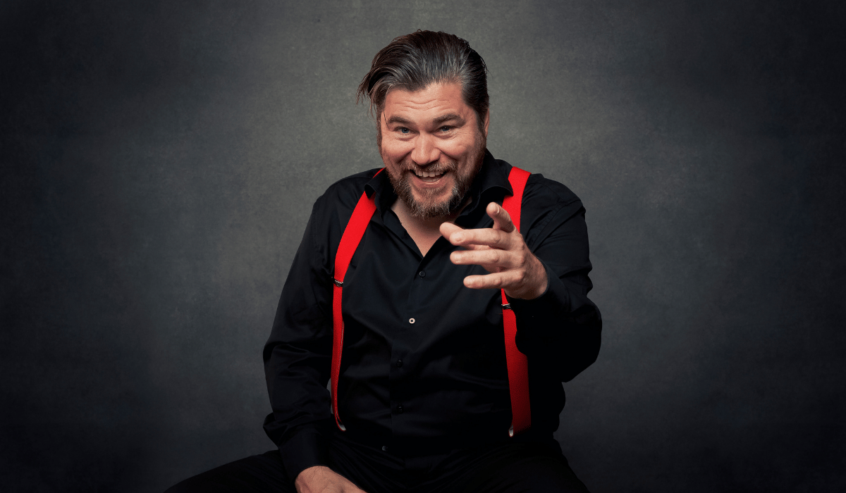 RASMUS BJERG: JOHN MOGENSEN