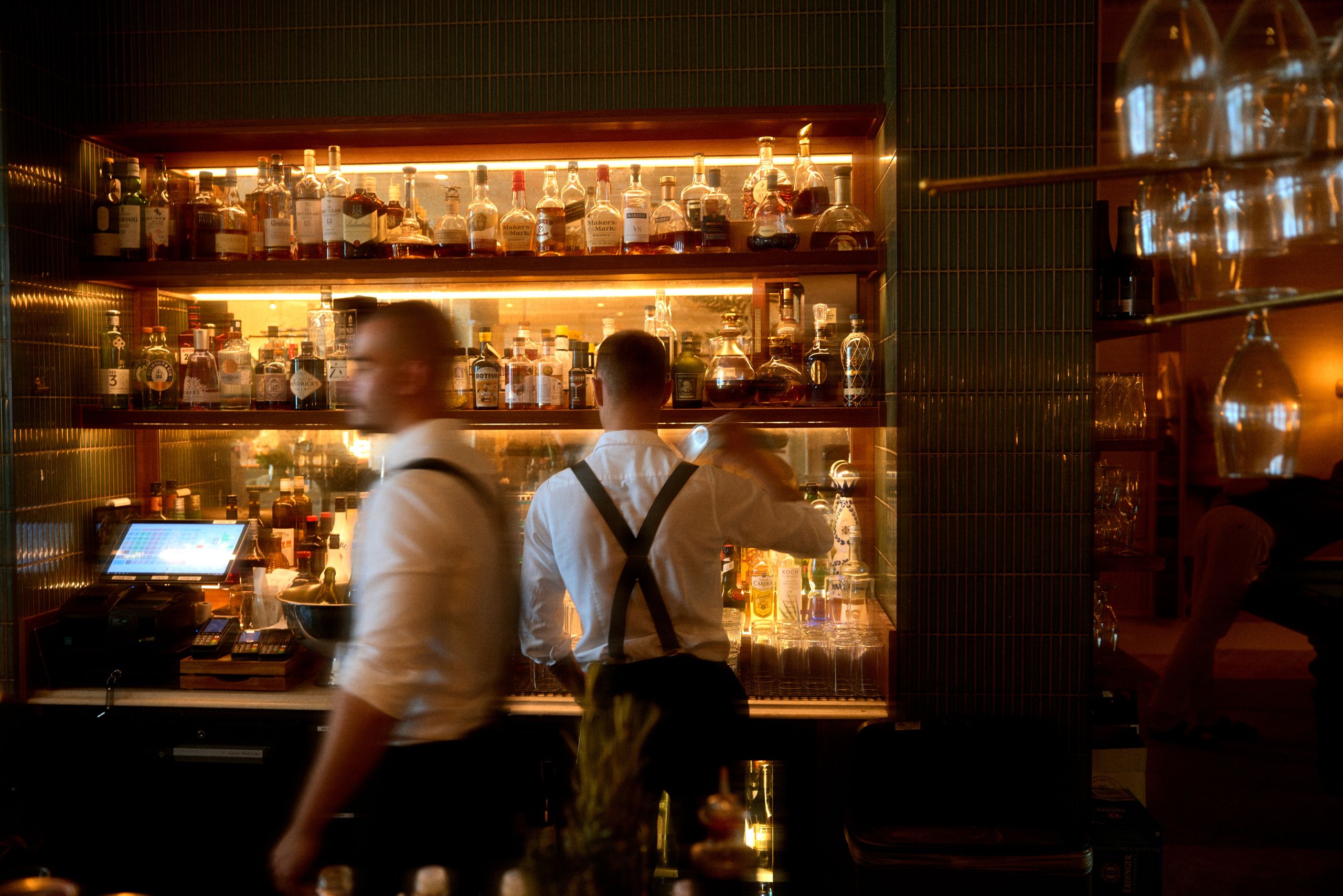 Bartender i Rory Bar